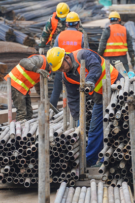 南京 就地過年建設忙，建設工程施工不停歇